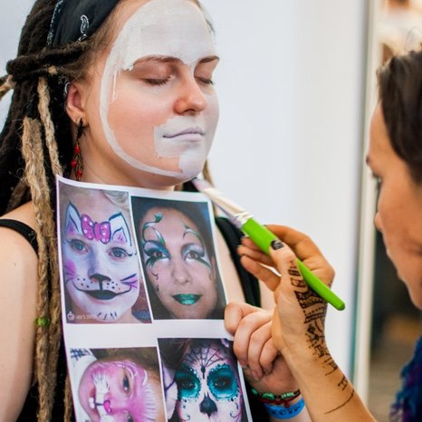alt= Международный фестиваль татуировки в Киеве «Tattoo Collection» 2014