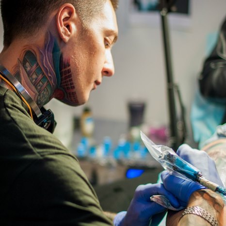 alt= Международный фестиваль татуировки в Киеве «Tattoo Collection» 2014