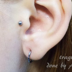 Tragus piercing