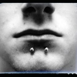 Symmetrial Labret Piercing